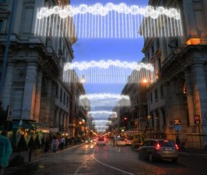 Immagine di una via con allestimento "Teda elegante" a campata